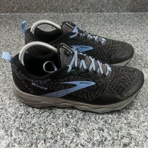 Brooks Divide Black Blue Running Shoes Sneakers 1203211B080 Women’s Size 9